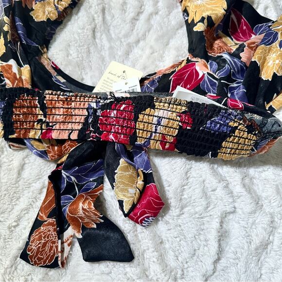 Band Of The Free M Black Berry Smocked Floral Wrap Crop Top Boho Western Gypsy - Picture 7 of 14